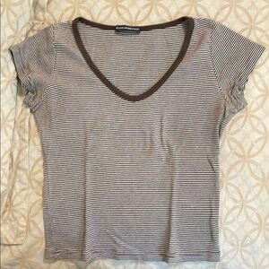 Brandy Melville White and Gray Fitted Ribbed Short Sleeve Tee
